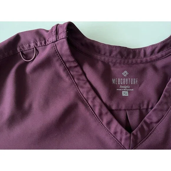 Lot of 2 Women’s Burgundy Wine Medcouture Insight Scrub Top Sz XL V-Neck Pocket - Picture 5 of 11